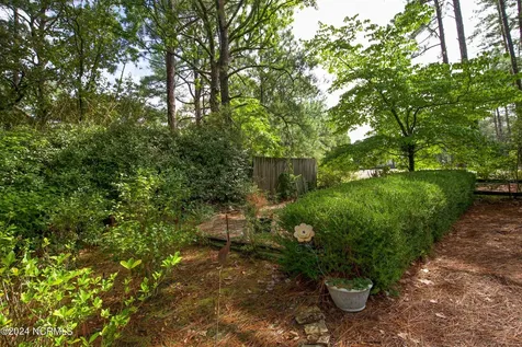 620 Diamondhead Drive S Pinehurst NC 28374