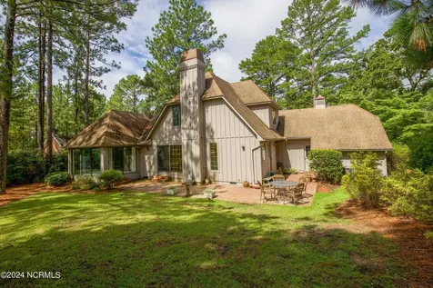 620 Diamondhead Drive S Pinehurst NC 28374