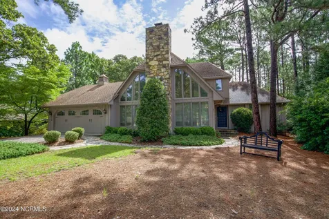 620 Diamondhead Drive S Pinehurst NC 28374