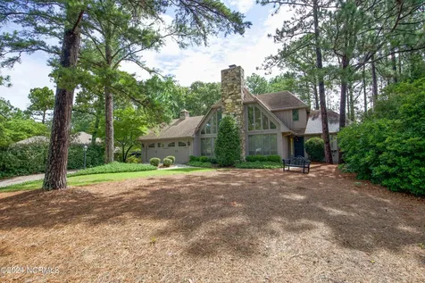 620 Diamondhead Drive S Pinehurst NC 28374