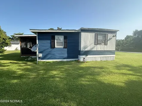 1136 &1132 Glancy Road Swansboro NC 28584