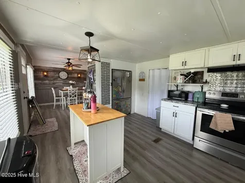 1136 &1132 Glancy Road Swansboro NC 28584