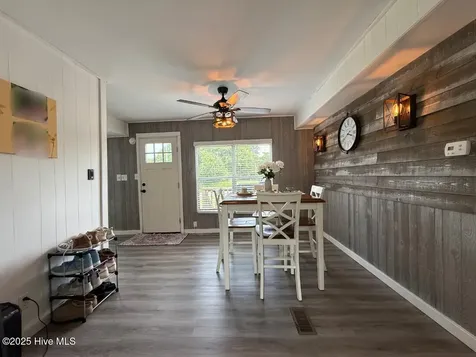 1136 &1132 Glancy Road Swansboro NC 28584