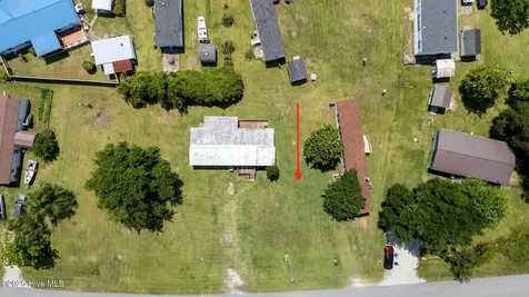 1136 &1132 Glancy Road Swansboro NC 28584