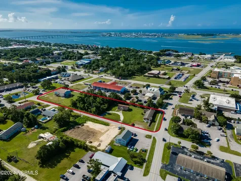 212 N 35th Street Morehead City NC 28557