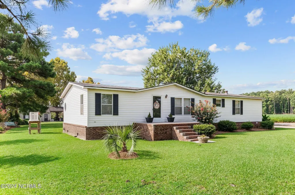 110 Norfleet Shores Road Belhaven NC 27810