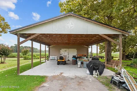110 Norfleet Shores Road Belhaven NC 27810