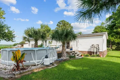 110 Norfleet Shores Road Belhaven NC 27810