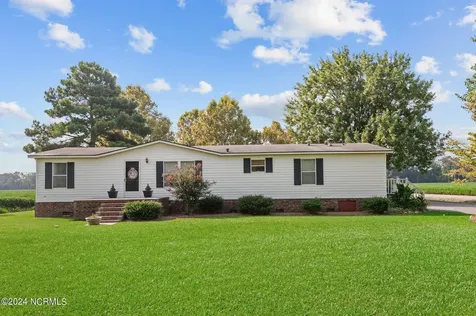 110 Norfleet Shores Road Belhaven NC 27810