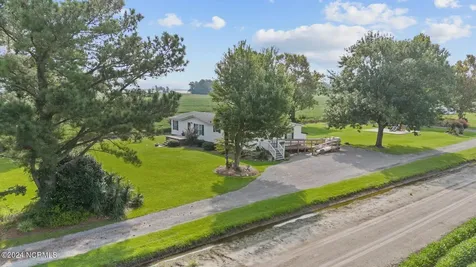110 Norfleet Shores Road Belhaven NC 27810