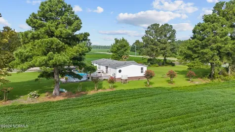 110 Norfleet Shores Road Belhaven NC 27810
