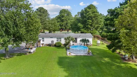 110 Norfleet Shores Road Belhaven NC 27810