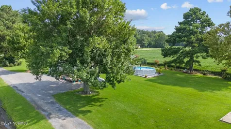 110 Norfleet Shores Road Belhaven NC 27810