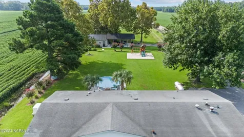 110 Norfleet Shores Road Belhaven NC 27810
