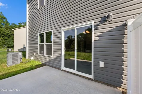 254 Winstead Loop Richlands NC 28574