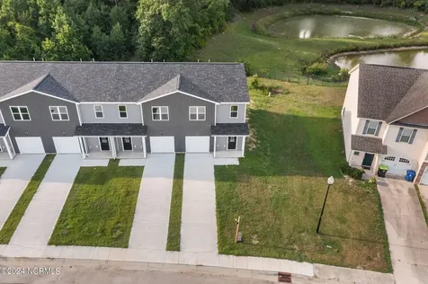 254 Winstead Loop Richlands NC 28574
