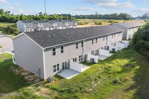 254 Winstead Loop Richlands NC 28574