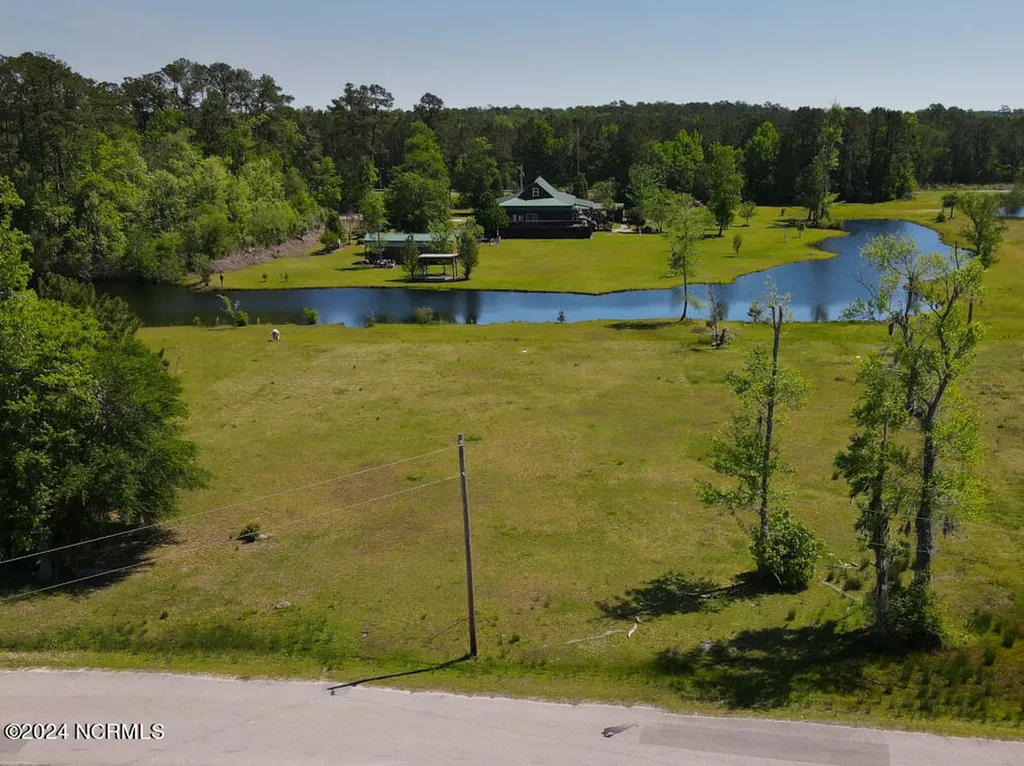 9692 Rivergate Drive NW Ash NC 28420