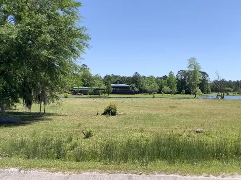 9692 Rivergate Drive NW Ash NC 28420