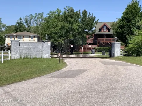 9692 Rivergate Drive NW Ash NC 28420