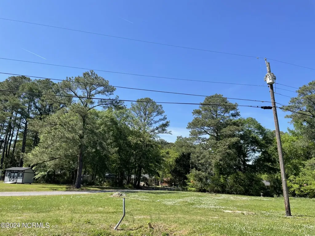 500 E Green Street Robersonville NC 27871