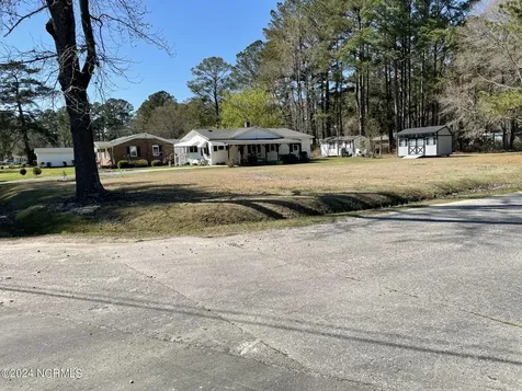 500 E Green Street Robersonville NC 27871