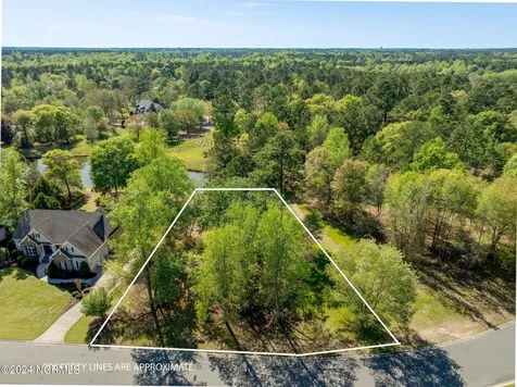 178 Maple Creek Drive Wallace NC 28466