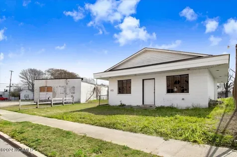 312 Herring Avenue E Wilson NC 27893