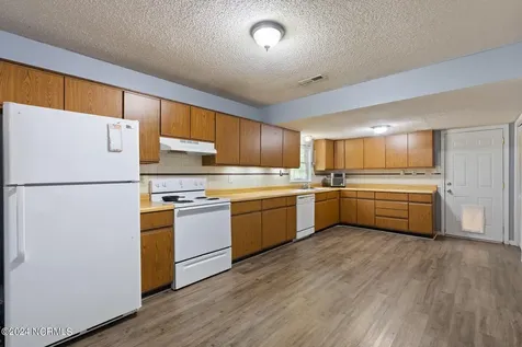 1902 Rolling Ridge Drive Midway Park NC 28544