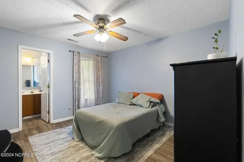 1902 Rolling Ridge Drive Midway Park NC 28544