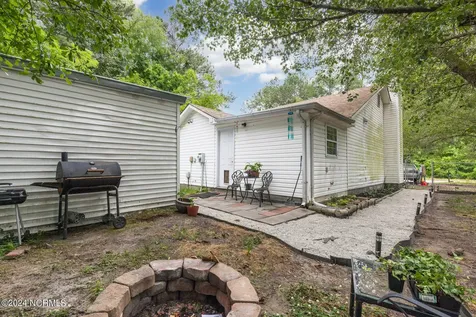 1902 Rolling Ridge Drive Midway Park NC 28544