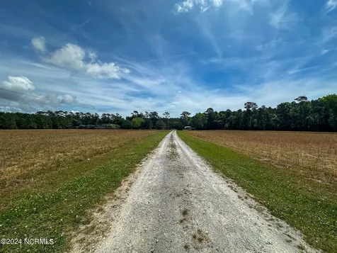 0000 Queens Creek Road Hubert NC 28539