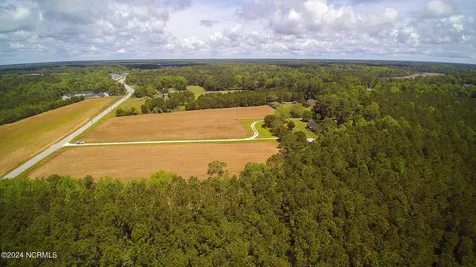 0000 Queens Creek Road Hubert NC 28539