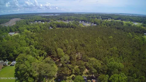 0000 Queens Creek Road Hubert NC 28539
