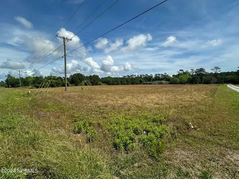 0000 Queens Creek Road Hubert NC 28539
