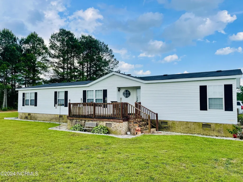 1331 Nixon Road Autryville NC 28318