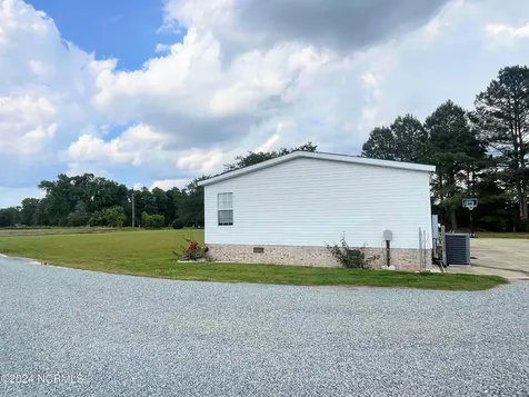 1331 Nixon Road Autryville NC 28318