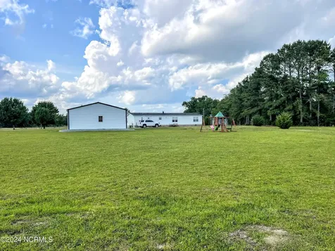 1331 Nixon Road Autryville NC 28318