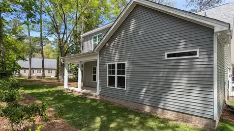 816 Red Hawk Place Vass NC 28394