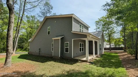 816 Red Hawk Place Vass NC 28394