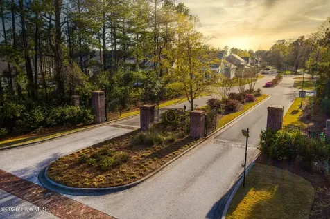 409 Old Forest Drive Castle Hayne NC 28429
