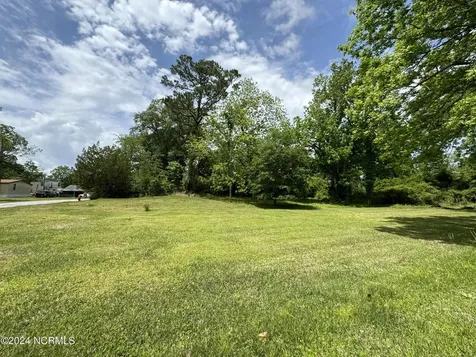 121 Poplar Street Jacksonville NC 28540