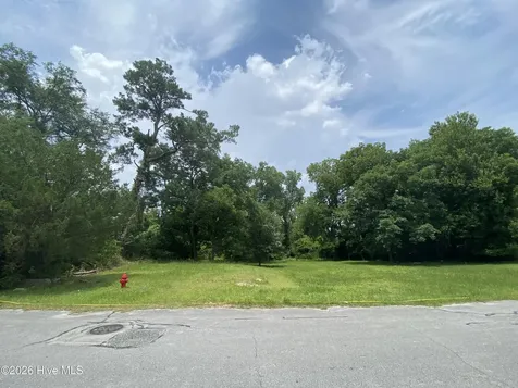 121 Poplar Street Jacksonville NC 28540