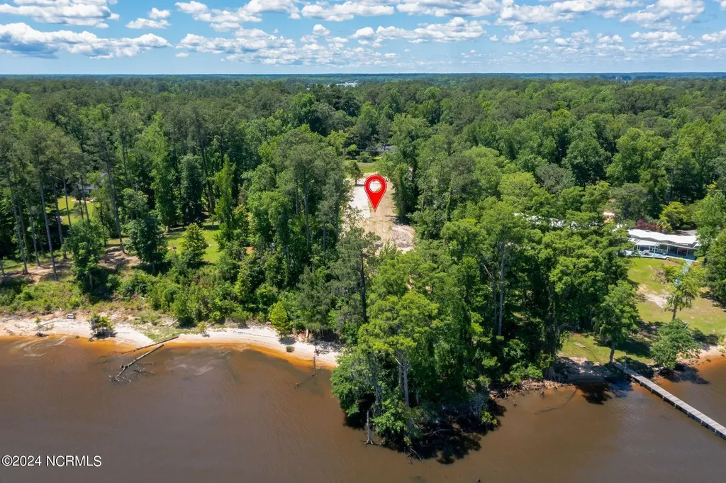 1306 Green Springs Road New Bern NC 28560