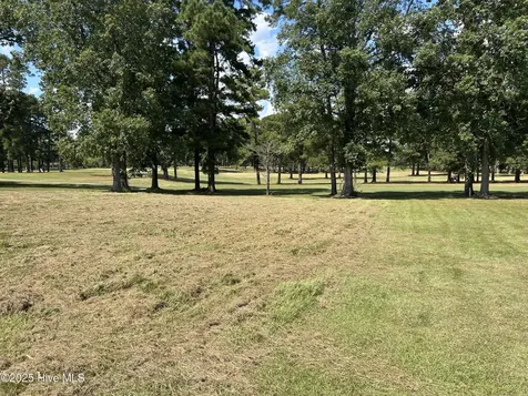 40 Muirfield Drive Whiteville NC 28472