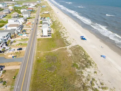 5215 E Beach Drive Oak Island NC 28465