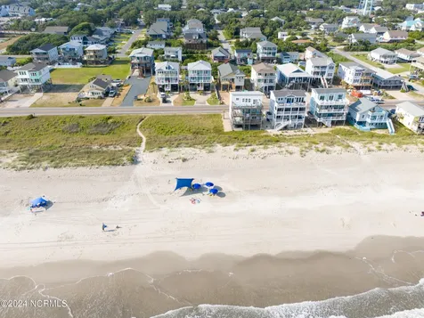 5215 E Beach Drive Oak Island NC 28465