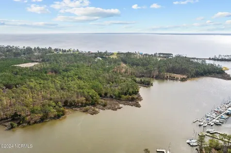 604 Shorey Drive Oriental NC 28571
