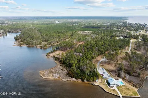 604 Shorey Drive Oriental NC 28571