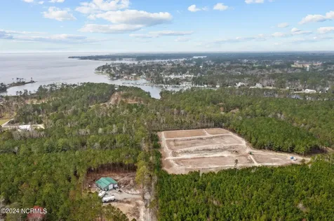 604 Shorey Drive Oriental NC 28571